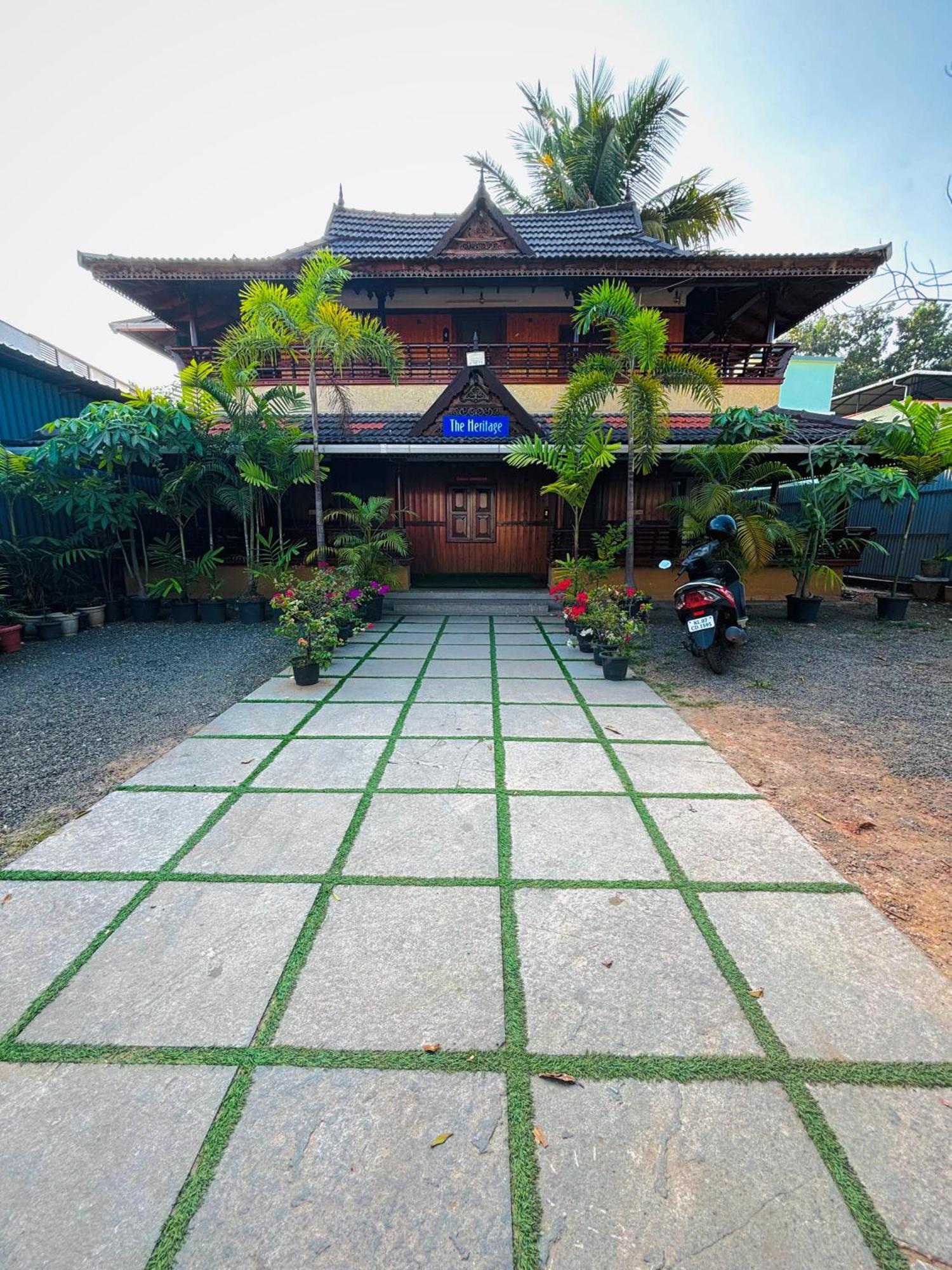 Heritage Homes Коччи Экстерьер фото